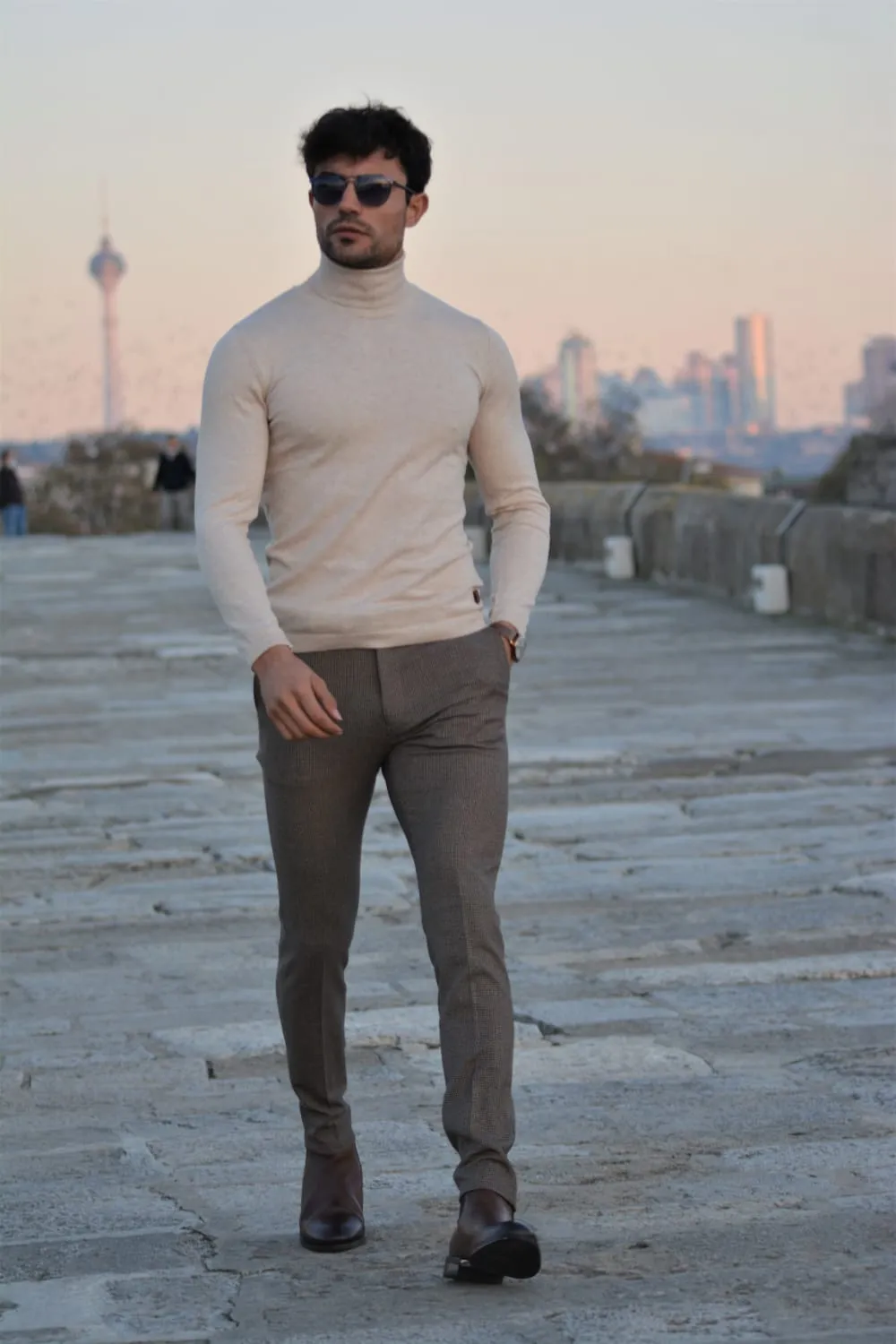 Brooks Slim Fit Beige Woolen Turtleneck