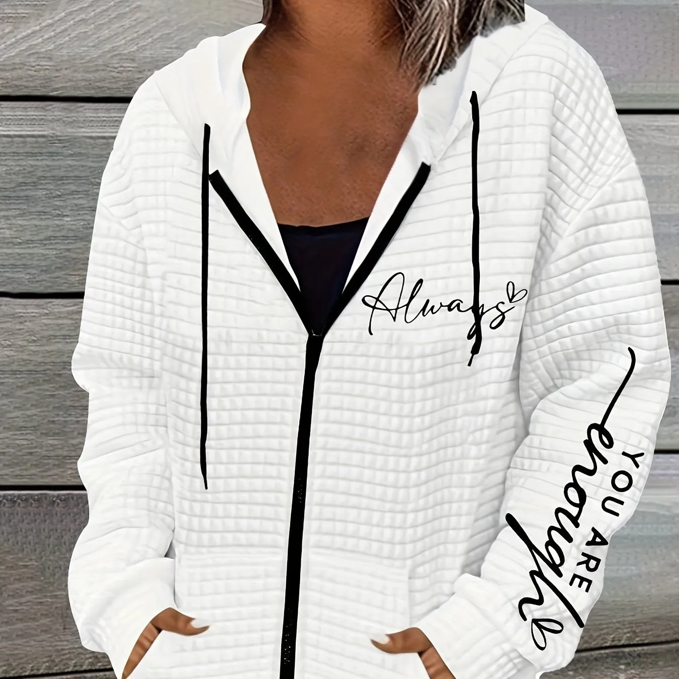 Chic Letter Print Hoodie with Kangaroo Pocket - Cozy Long Sleeve Pullover for Women, Perfect for Fall & Winter