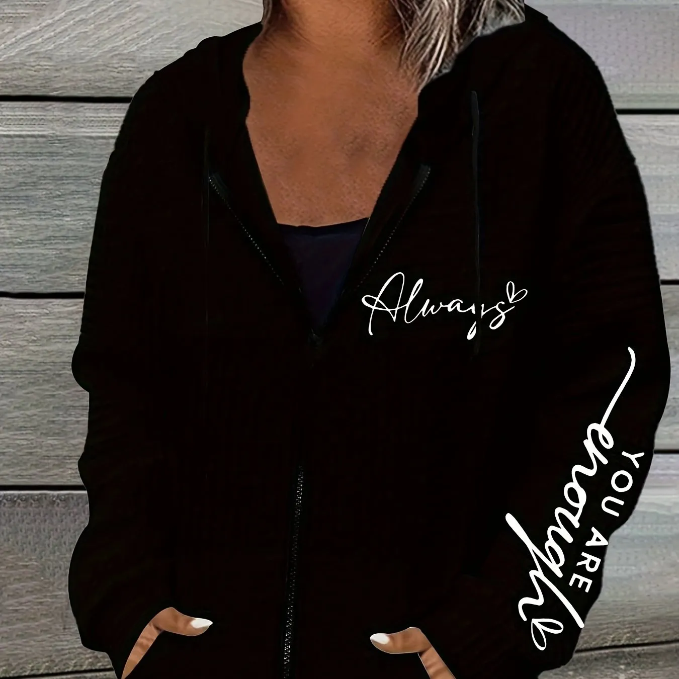 Chic Letter Print Hoodie with Kangaroo Pocket - Cozy Long Sleeve Pullover for Women, Perfect for Fall & Winter
