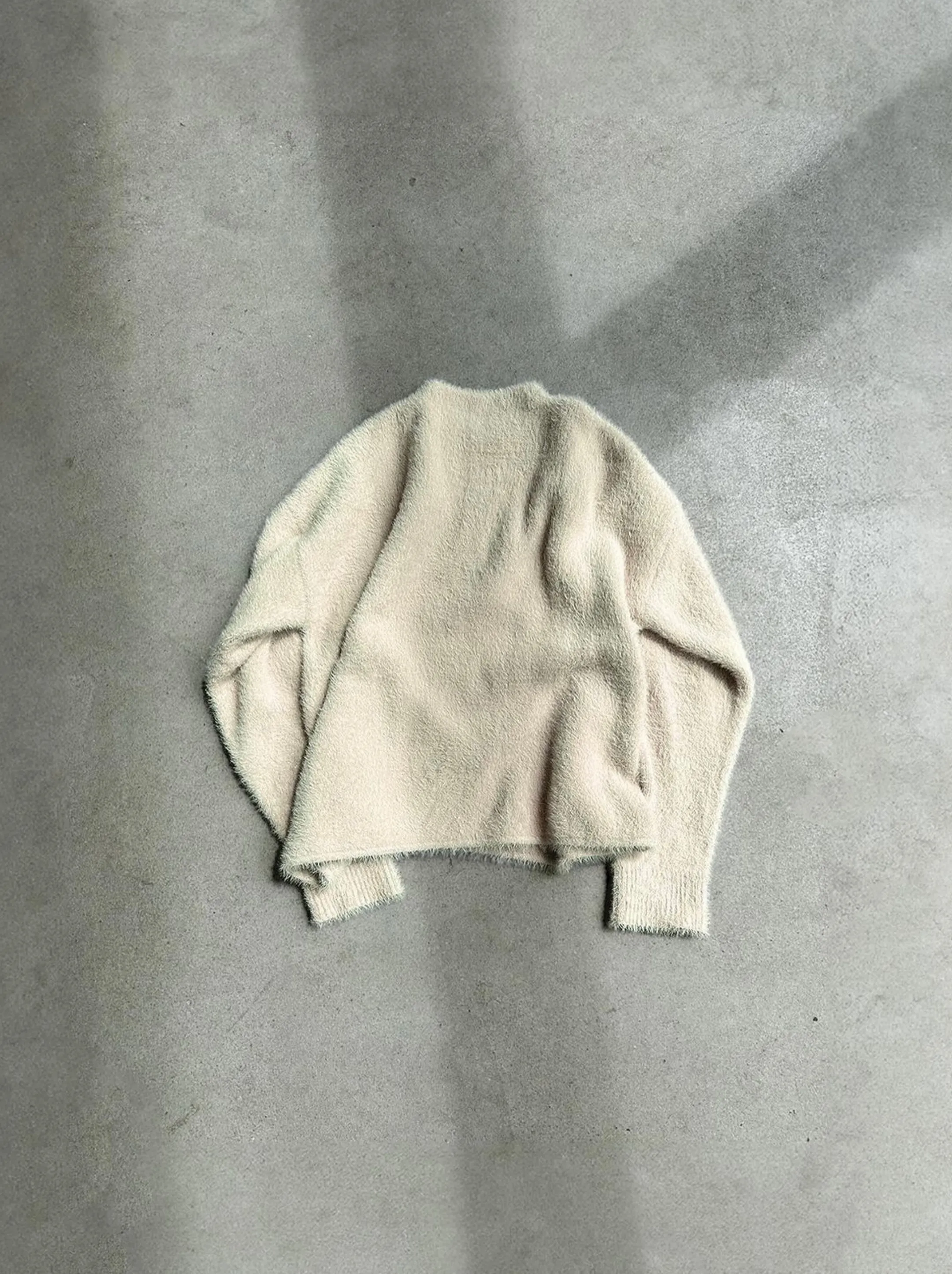 FLUFFY KNIT SWEATER - BEIGE