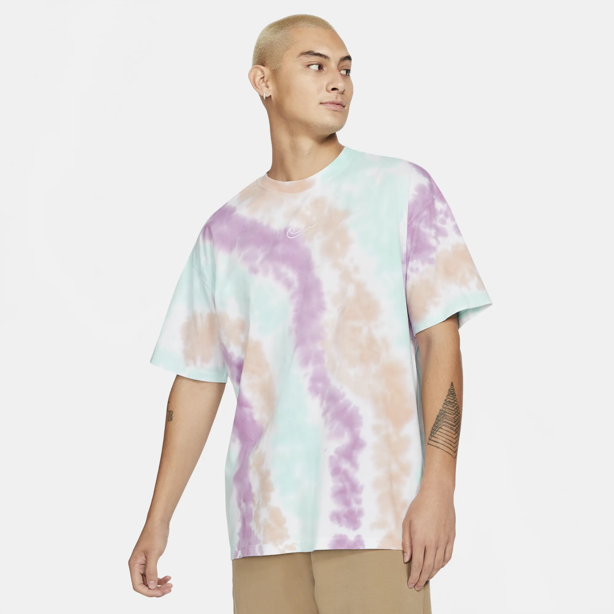 Nike Mens Sportswear Tee