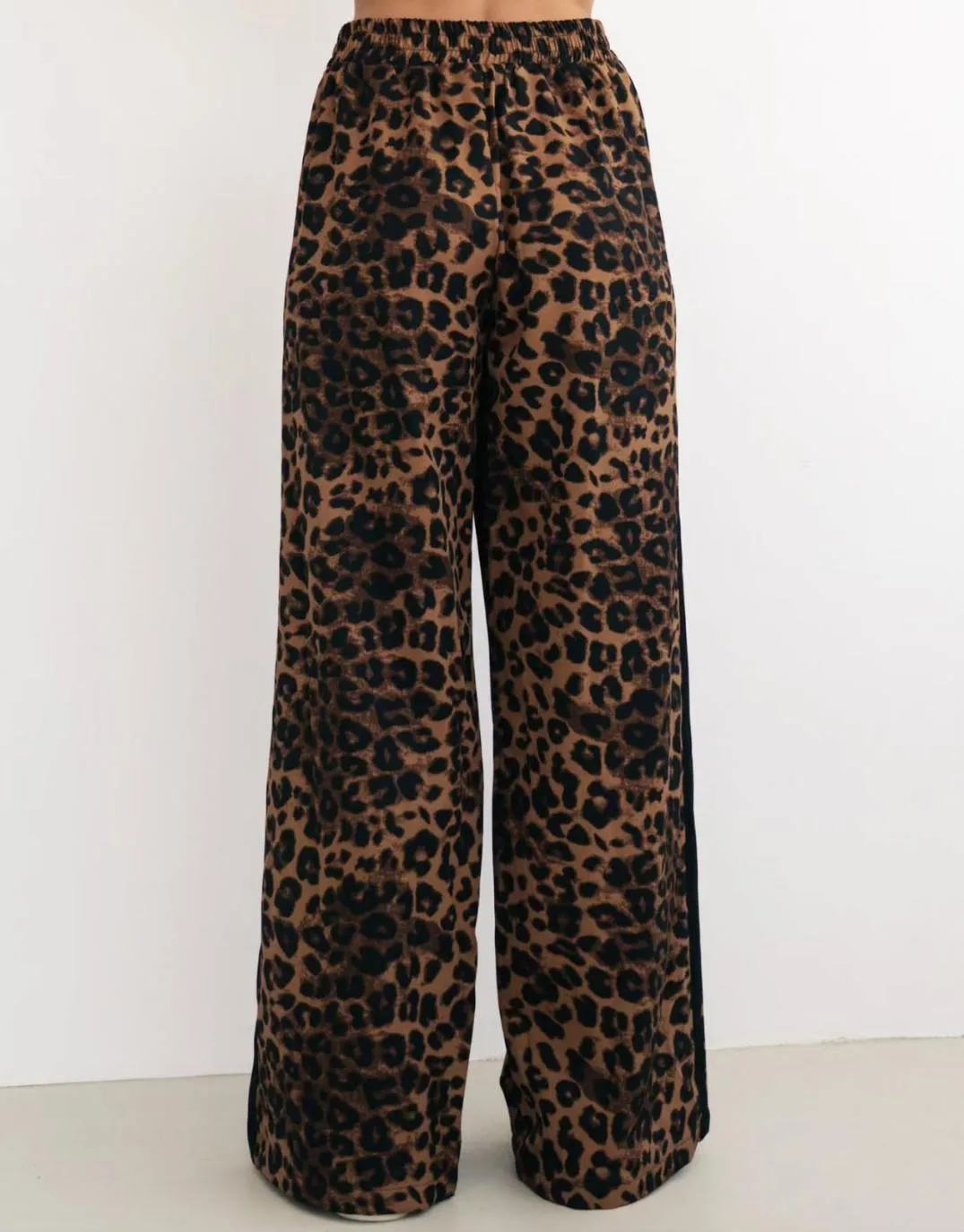 Uma Wide Leg Pants - Leopard Print
