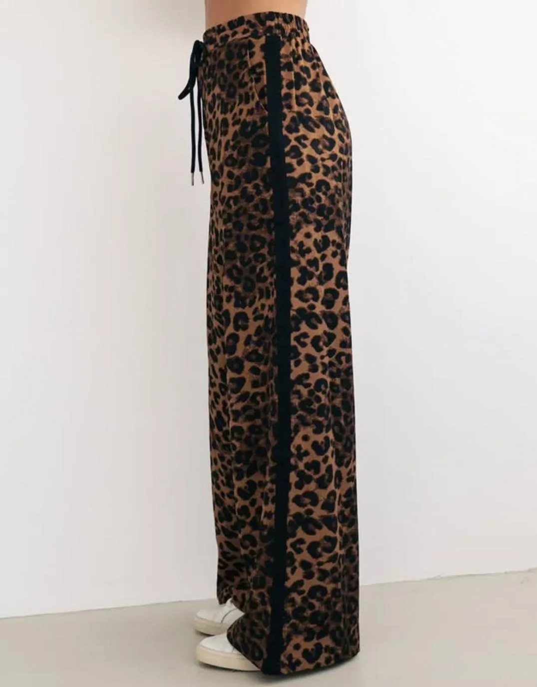 Uma Wide Leg Pants - Leopard Print